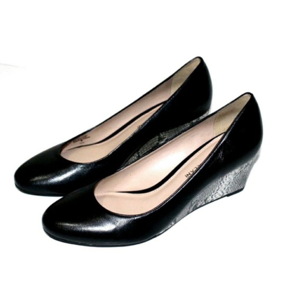 Antonio Melani Mara Black Snakeskin Wedges